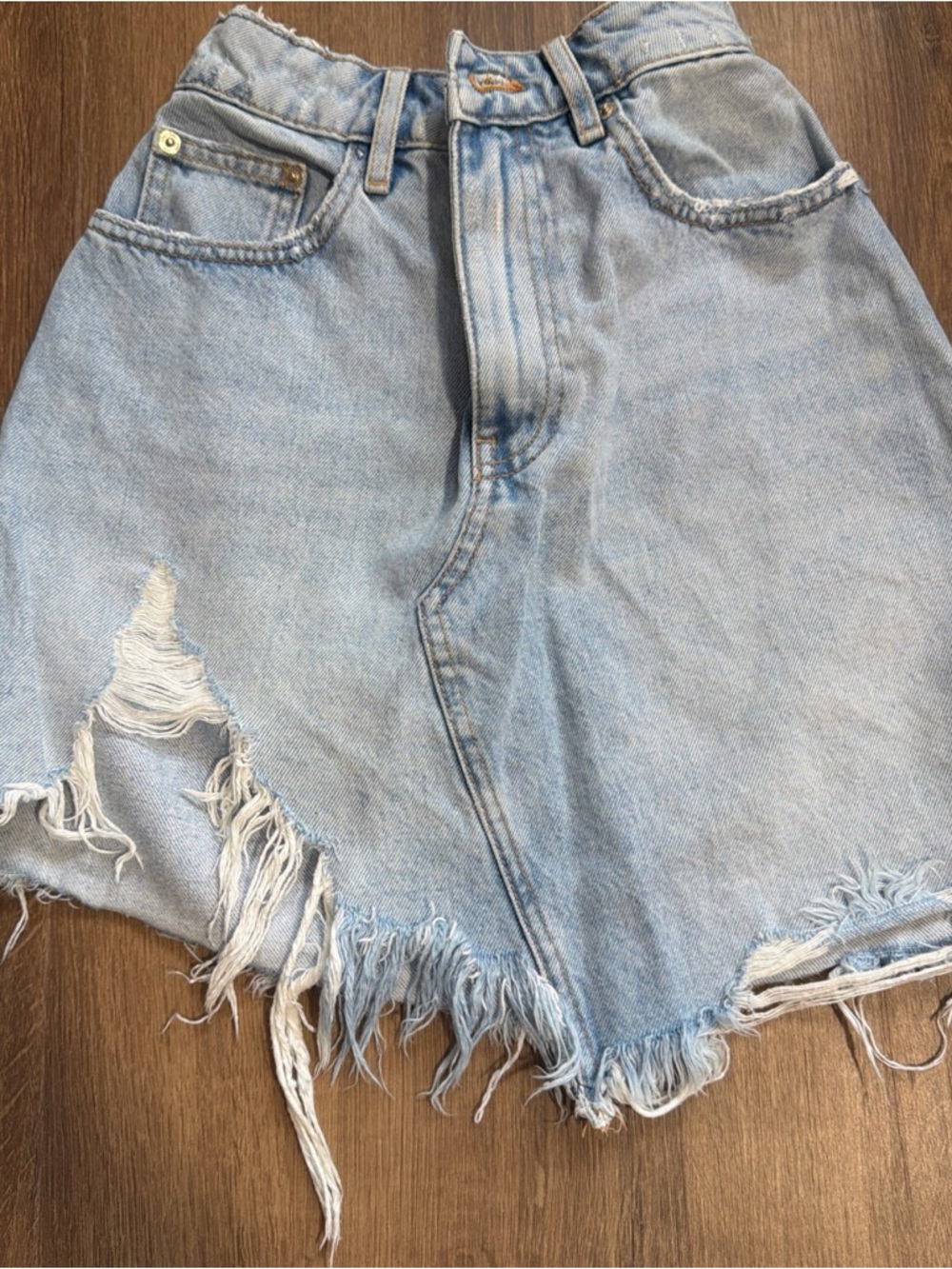 Light Wash Distressed Denim Women’s Skirt size 0